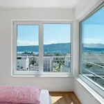 Aura * Bodman-Ludwigshafen