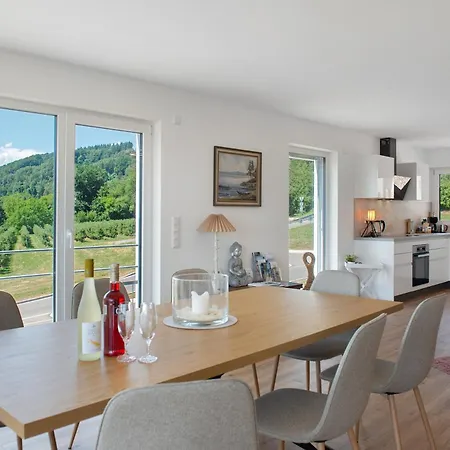 Nyaraló Aura Bodman-Ludwigshafen